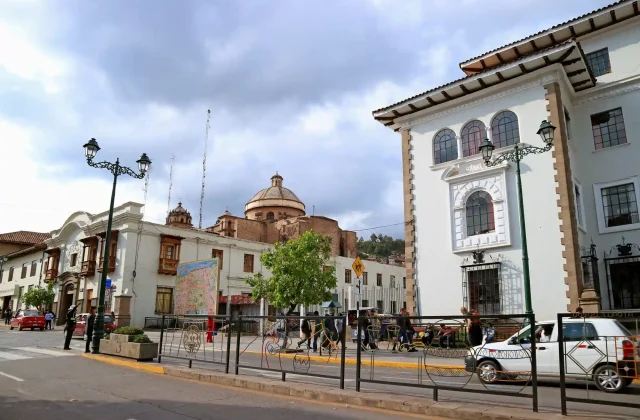 avenida-el-sol-main-avenue-cusco-with-coricancha-temple-sun-incas-distance-peru