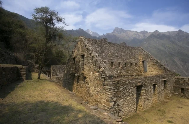 ruins-choquequirao-inca-archaeological-site-peru-similar-machu-picchu (19)