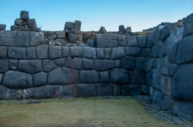 sacsayhuaman-archaeological-complex-cusco-peru(1)
