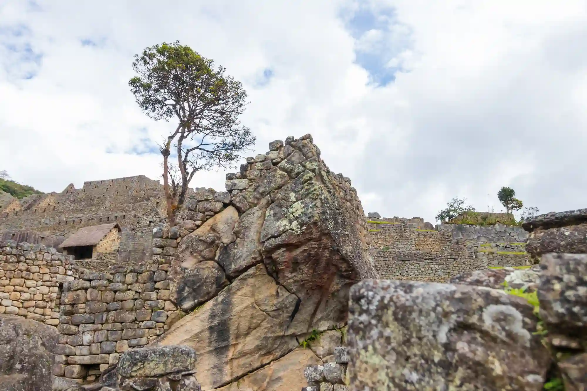 Smart Traveler Notes: Rainbow Mountain and the Red Valley