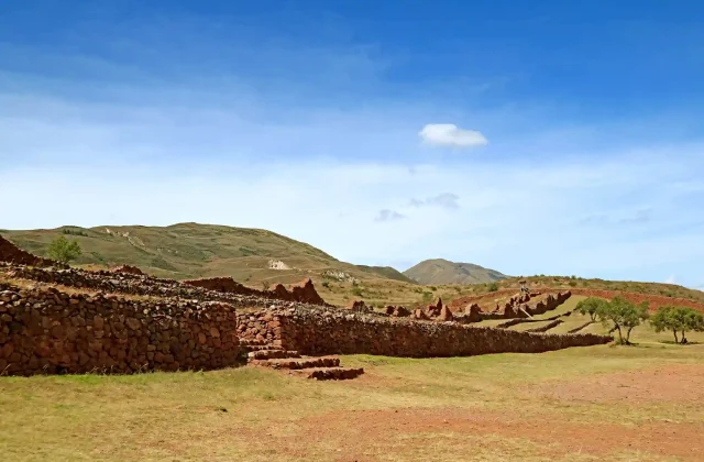 archaeological-site-piquillacta-amazing-pre-inca-ancient-ruins-cusco-region-peru